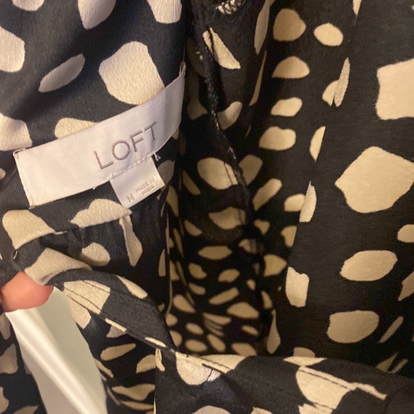 Loft spotted top with open back and tie - Picture 4 of 4